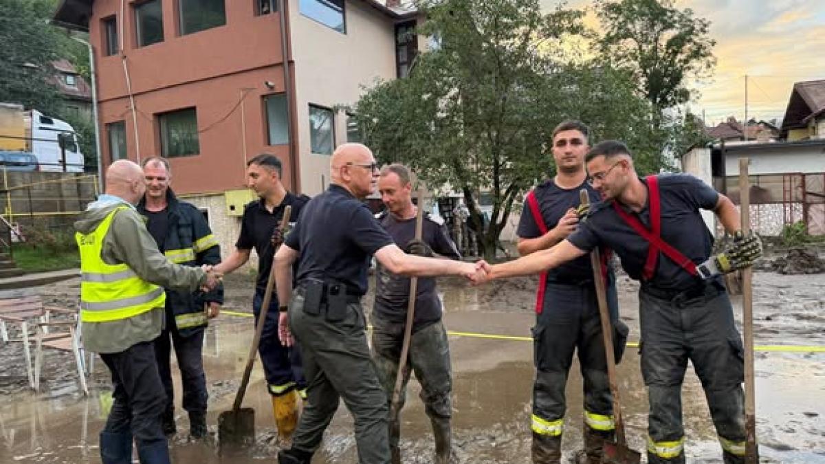 Raed Arafat în Prahova: Evaluarea Impactului Inundațiilor și Reacția Autorităților