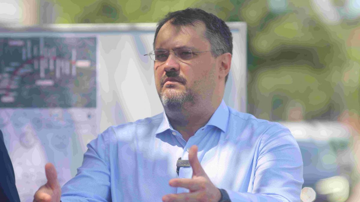 USR în Frontală cu Biserica: Critica Populismului Religios și Impactul Asupra Societății Românești