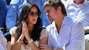 De la Brad Pitt la Jude Law: Analiza alegerii partenerelor mai tinere de către bărbații celebri