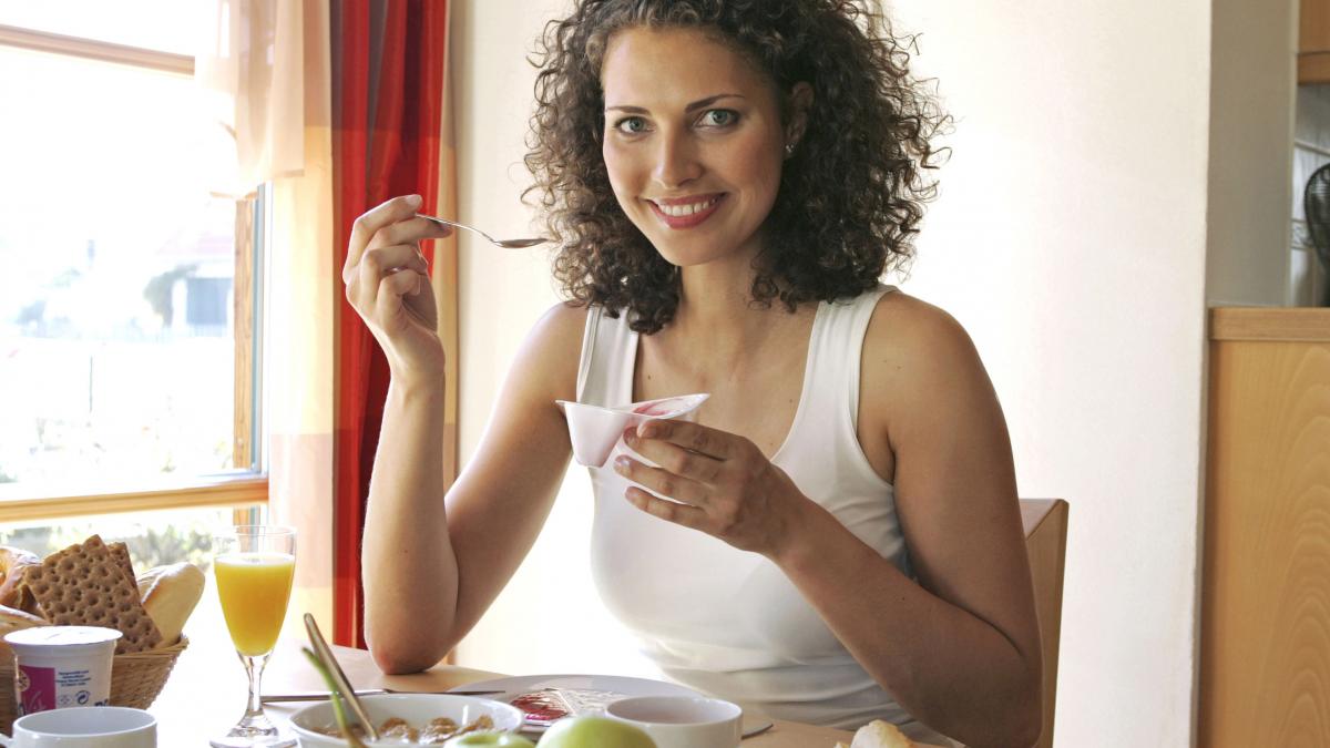 Avertismentul unui cardiolog: 5 obiceiuri de evitat dimineața pentru o inimă sănătoasă