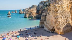 Cele mai ieftine destinații de vacanță în Europa, 2026: Ghidul complet pentru familii