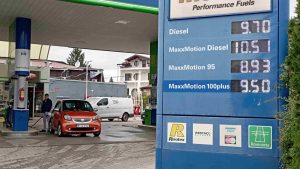 Criza Carburanților în România: Impactul Geopolitic al Mării Negre și Abandonul Cetățenilor