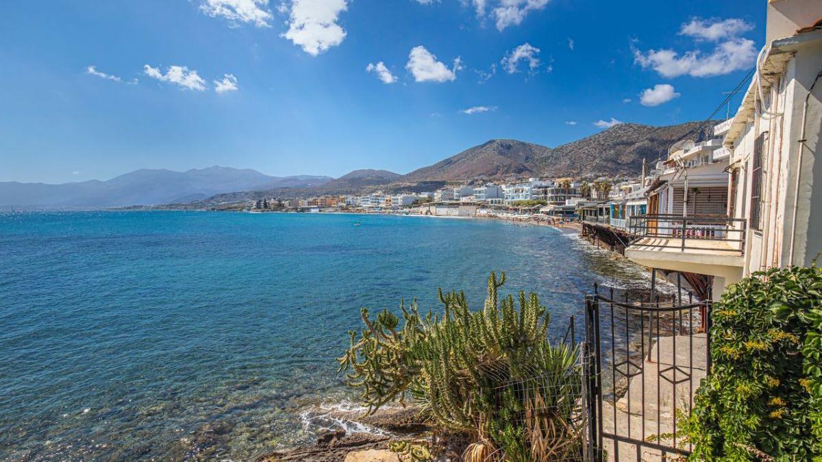 Descoperă Magia Insulelor Grecești: De Ce Un Circuit Între Creta și Santorini Este Ideal pentru Vacanța Ta