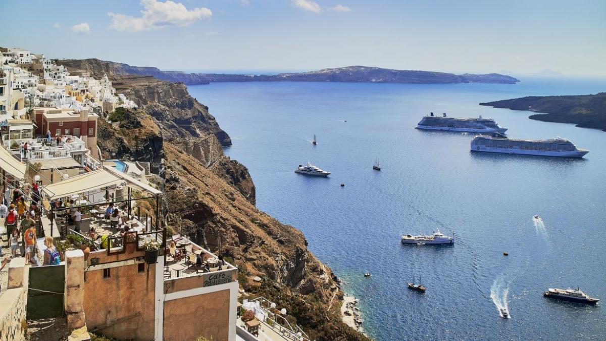 Oportunități și Implicații: Cumpărarea unei Insule Private în Grecia pentru 35 de Milioane de Euro