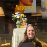 Fantezia și Coșmarul unei Influencerițe: Analiza Romanului Yesteryear și Impactul său Asupra Culturii Populare