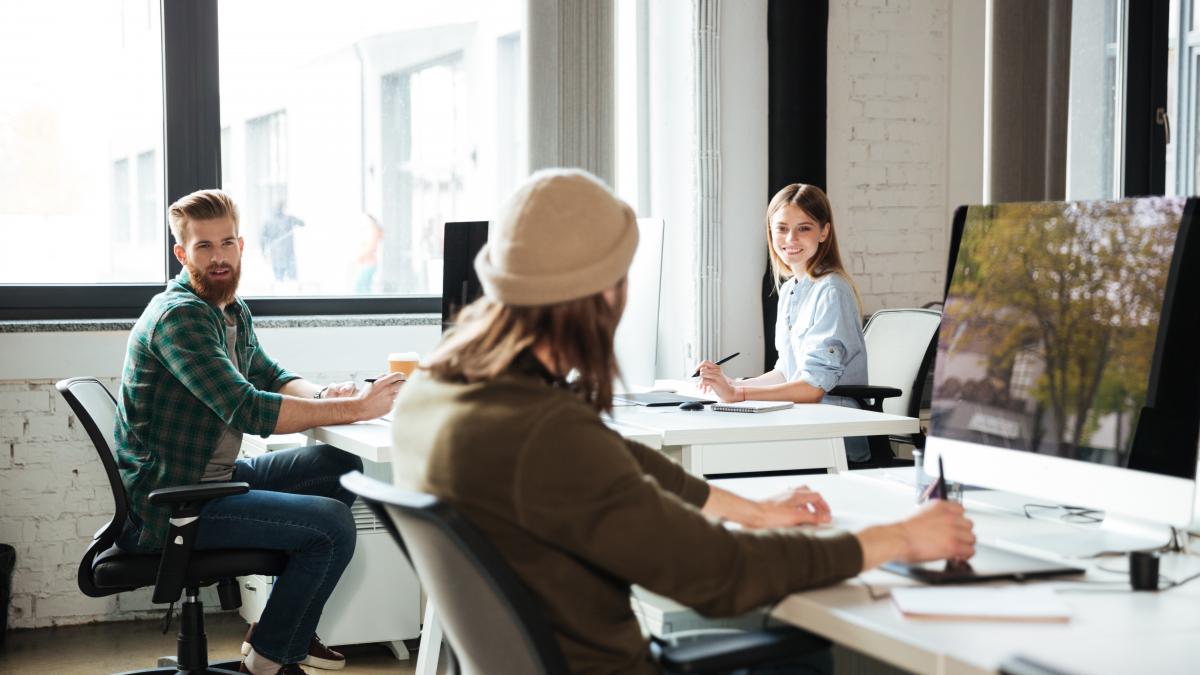 Strategii de Management al Stresului la Locul de Muncă: Lecții din Calm și Eficiență