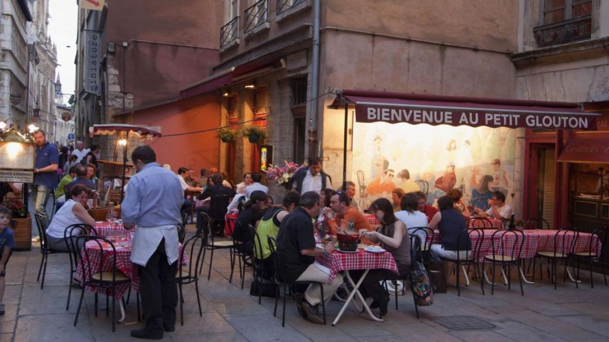 Gastronomia Europei: 5 Destinații Surprinzătoare pentru O Experiență Culinară de Neuitat