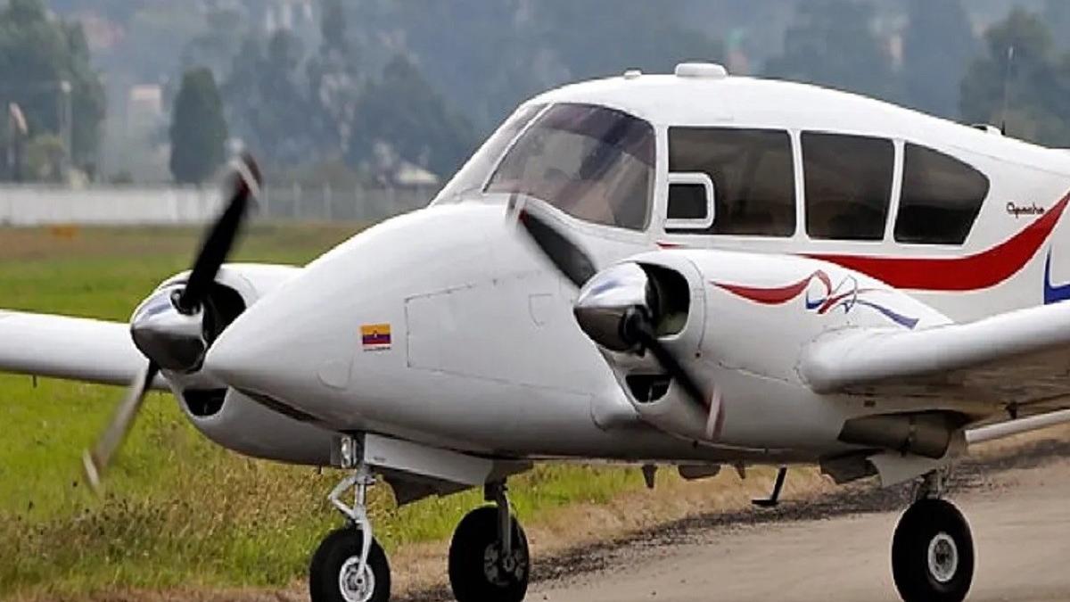 Licitația Inedită din Spania: Avionul Din Anii ’50 Vândut pentru Doar 10 Euro